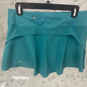 Lululemon—-NEW teal play off the pleats skirt